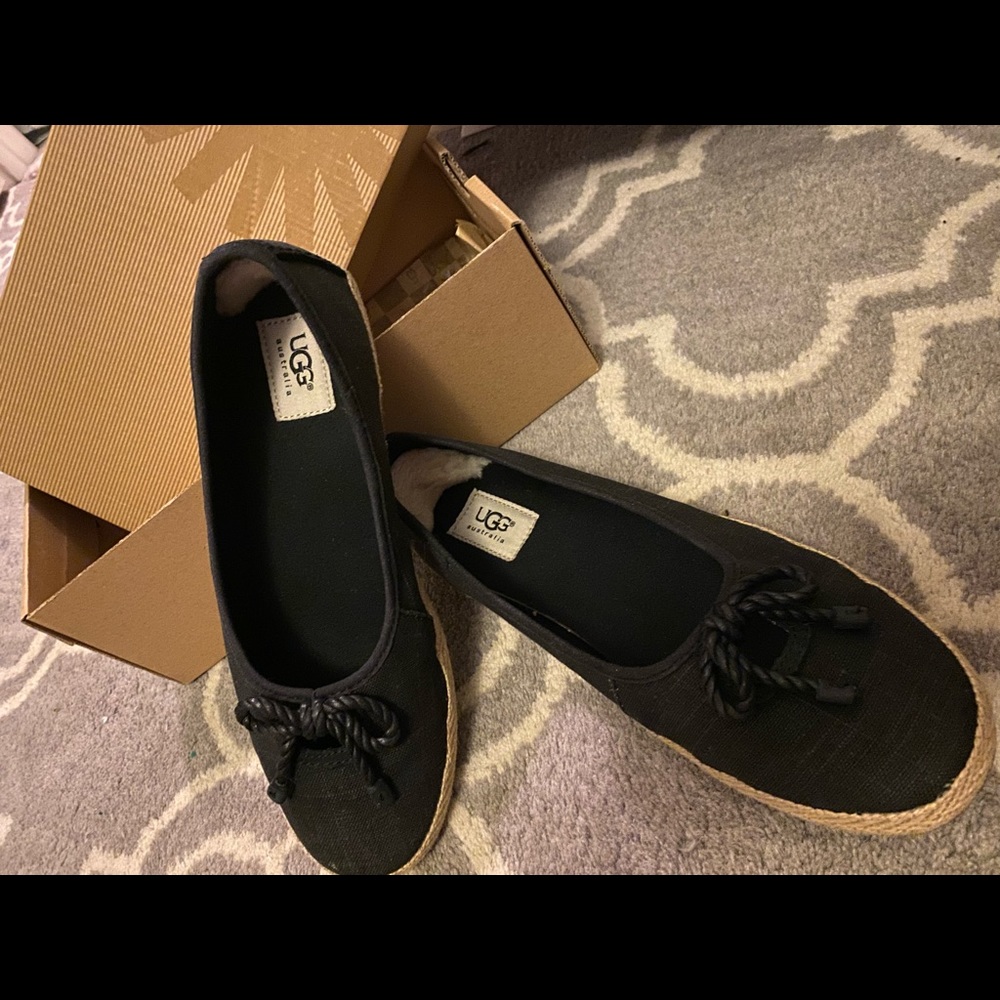 New Uggs with box